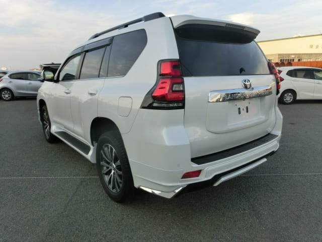 2019 Toyota Land Cruiser Prado
